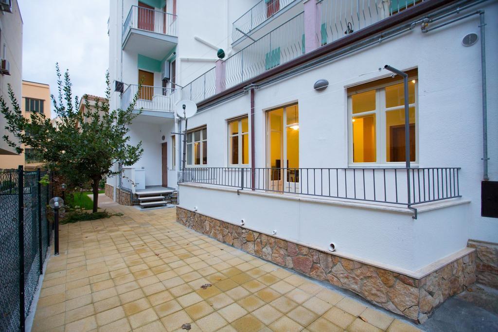 Il Nido Del Sole Apartment Cefalu Bilik gambar