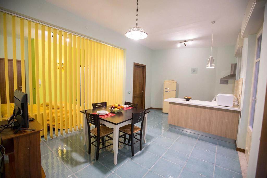 Il Nido Del Sole Apartment Cefalu Bilik gambar
